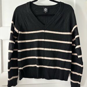 Bobeau Black and Cream Striped V-Neck Sweater